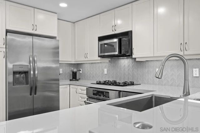 555 Front 1501, San Diego, CA 92101