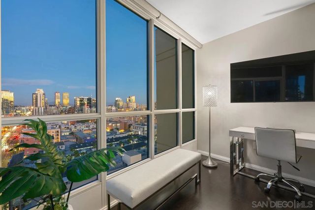 555 Front 1501, San Diego, CA 92101