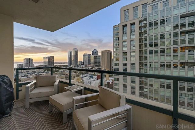 555 Front 1501, San Diego, CA 92101