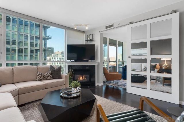 555 Front 1501, San Diego, CA 92101