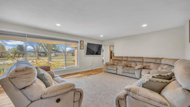 2713 S 15th STREET, Sheboygan, WI 53081