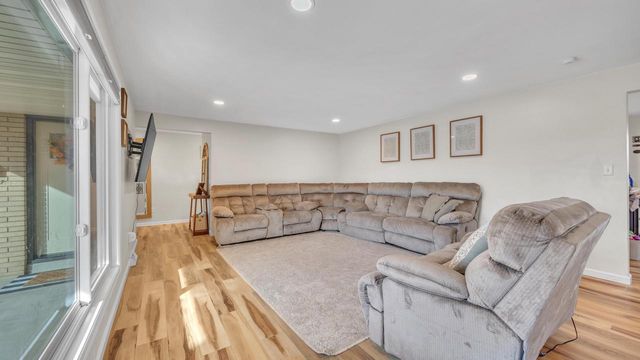 2713 S 15th STREET, Sheboygan, WI 53081