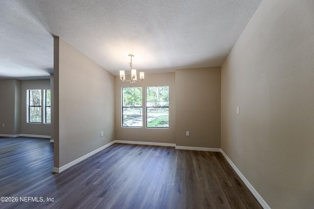 7942 MULHALL Drive, Jacksonville, FL 32216