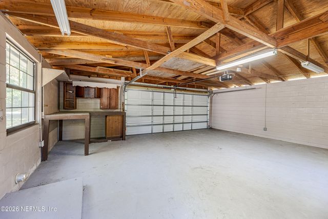 7942 MULHALL Drive, Jacksonville, FL 32216