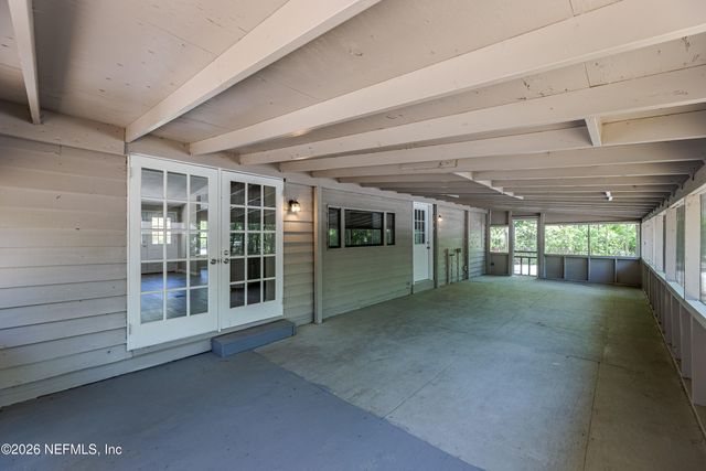 7942 MULHALL Drive, Jacksonville, FL 32216