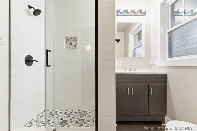 626 Maple Lane, New Albany, IN 47150