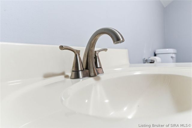 626 Maple Lane, New Albany, IN 47150