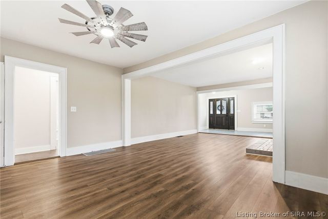 626 Maple Lane, New Albany, IN 47150