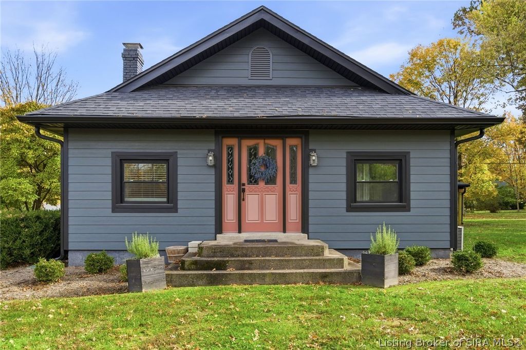 626 Maple Lane, New Albany, IN 47150