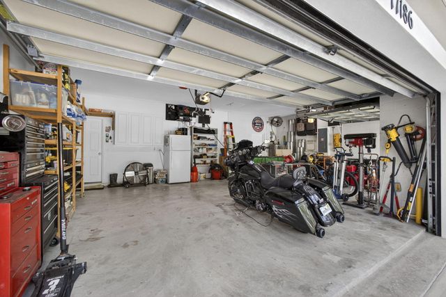 17186 76th Street N, Loxahatchee, FL 33470