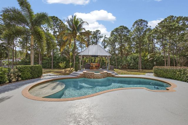 17186 76th Street N, Loxahatchee, FL 33470