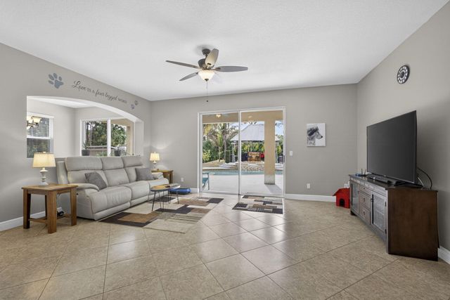 17186 76th Street N, Loxahatchee, FL 33470