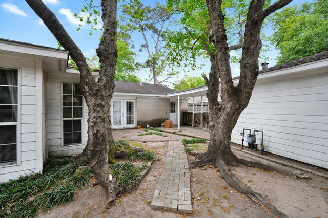 3019 Rockarbor Drive, Houston, TX 77063
