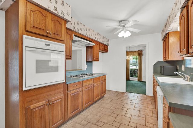 3019 Rockarbor Drive, Houston, TX 77063