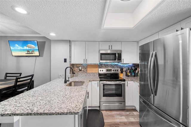 3350 FOX HUNT DRIVE, Palm Harbor, FL 34683