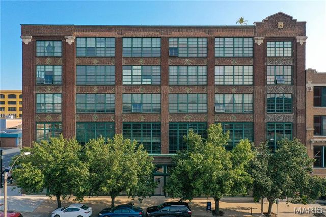 2323 Locust Street 405, St Louis, MO 63103