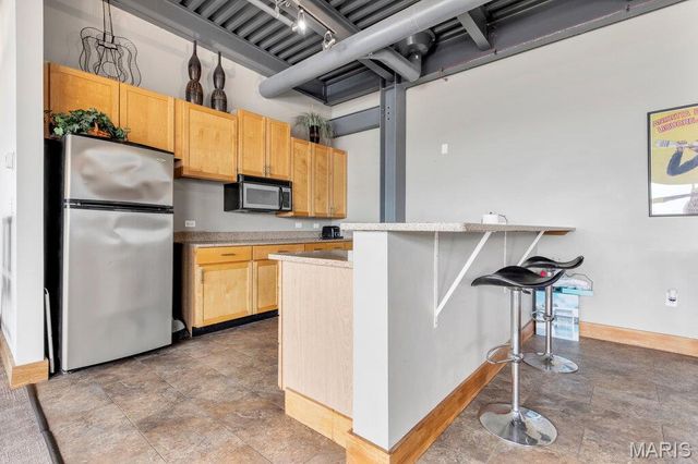 2323 Locust Street 405, St Louis, MO 63103