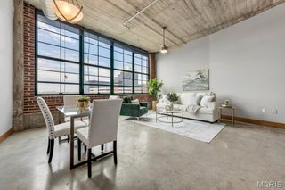 2323 Locust Street 405, St Louis, MO 63103