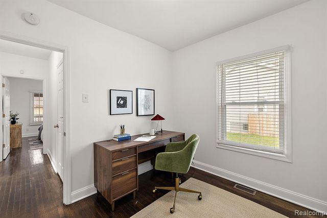 2552 Beals Street, Detroit, MI 48214