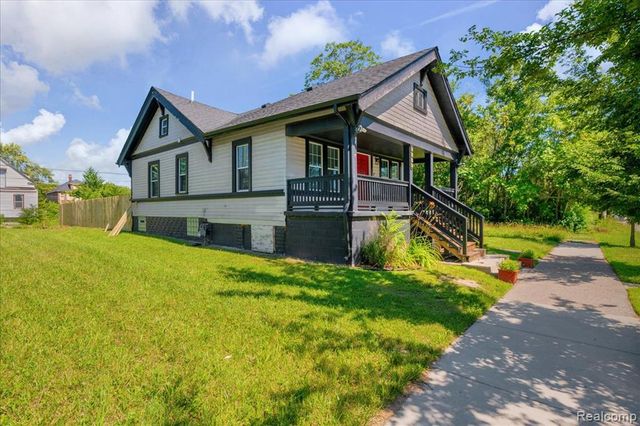 2552 Beals Street, Detroit, MI 48214