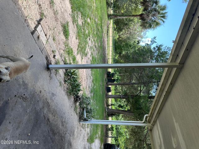 608 KITTY Avenue, Interlachen, FL 32148