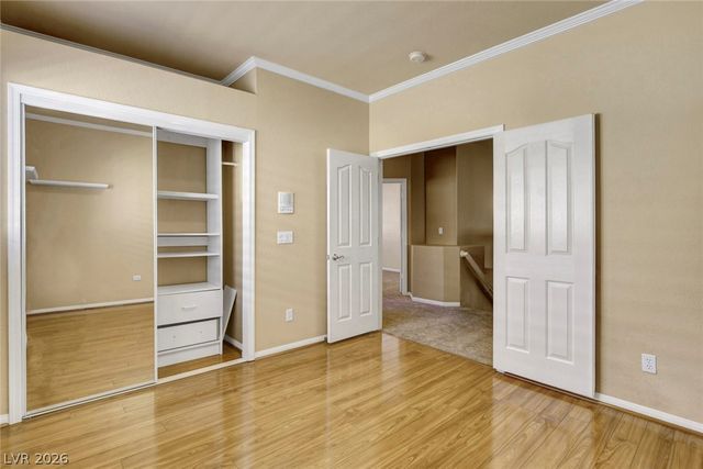 8517 West Gilmore Avenue, Las Vegas, NV 89129