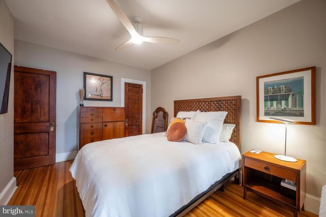 1220 ORREN ST NE, Washington, DC 20002