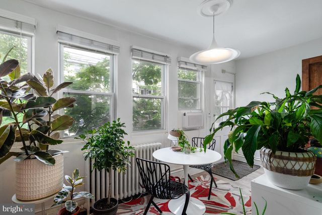 1220 ORREN ST NE, Washington, DC 20002