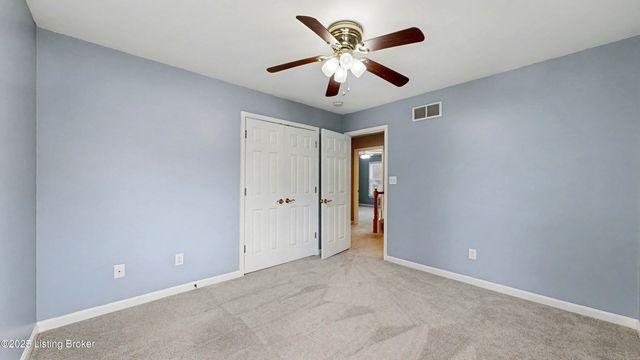 10000 Spring Gate Dr, Louisville, KY 40241