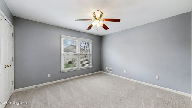 10000 Spring Gate Dr, Louisville, KY 40241