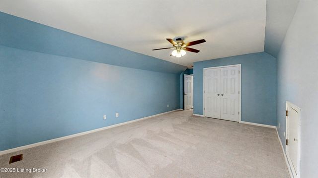 10000 Spring Gate Dr, Louisville, KY 40241