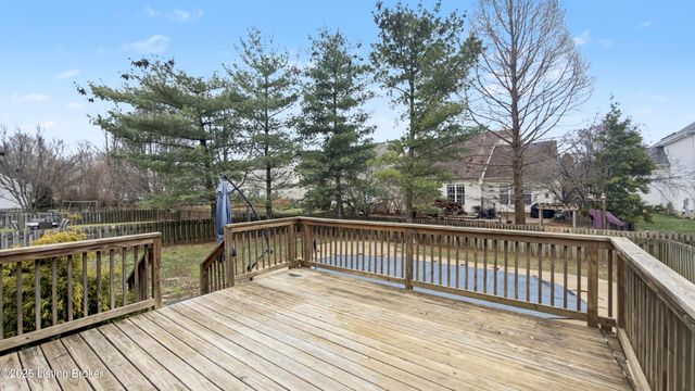 10000 Spring Gate Dr, Louisville, KY 40241