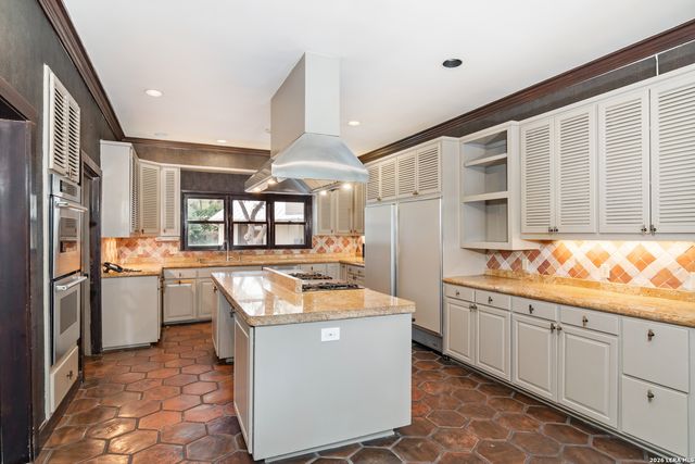 6 Lazy Lane, San Antonio, TX 78209