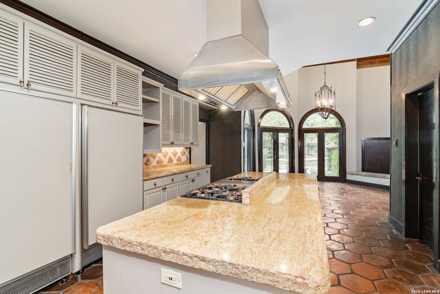 6 Lazy Lane, San Antonio, TX 78209