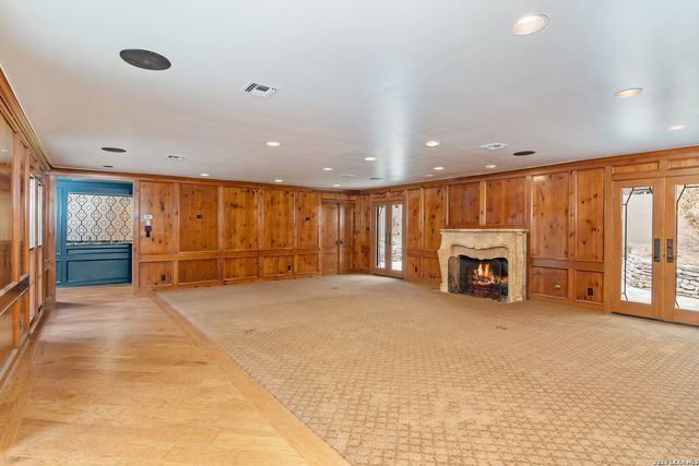 6 Lazy Lane, San Antonio, TX 78209