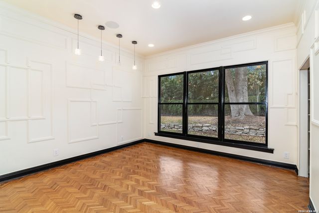 6 Lazy Lane, San Antonio, TX 78209