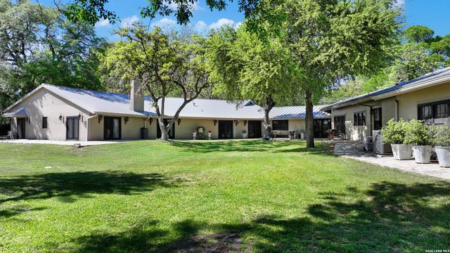 6 Lazy Lane, San Antonio, TX 78209