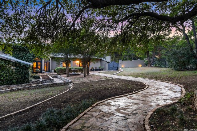 6 Lazy Lane, San Antonio, TX 78209