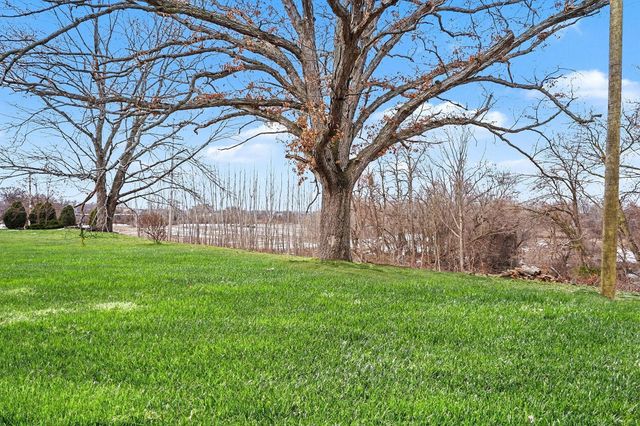 283 E Walton Avenue, Muskegon City, MI 49442