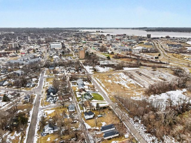 283 E Walton Avenue, Muskegon City, MI 49442