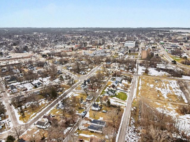 283 E Walton Avenue, Muskegon City, MI 49442