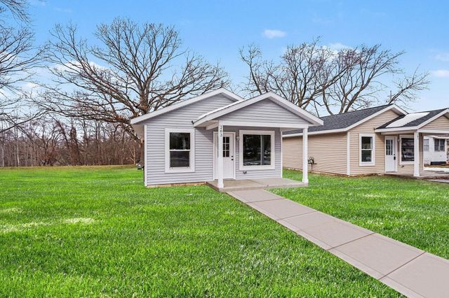 283 E Walton Avenue, Muskegon City, MI 49442