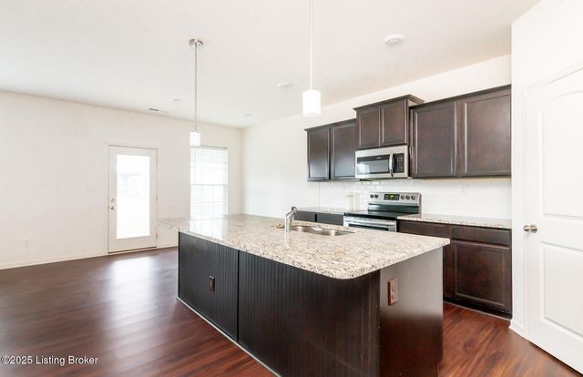 11512 Caswell Springs Way, Louisville, KY 40291