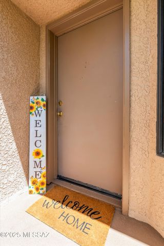 5675 N Camino Esplendora Apt 5228, Tucson, AZ 85718