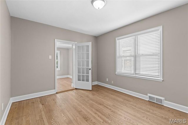 553 Westview Drive, University City, MO 63130