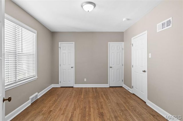 553 Westview Drive, University City, MO 63130