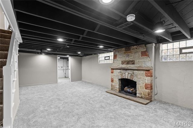 553 Westview Drive, University City, MO 63130