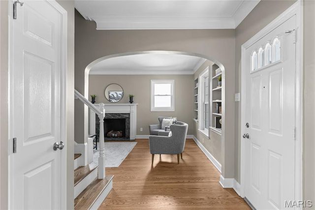 553 Westview Drive, University City, MO 63130