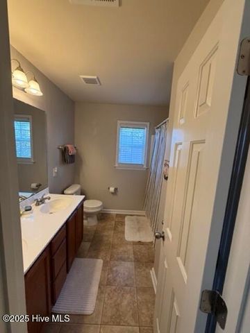 615 Stagecoach Drive, Jacksonville, NC 28546