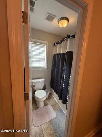 615 Stagecoach Drive, Jacksonville, NC 28546